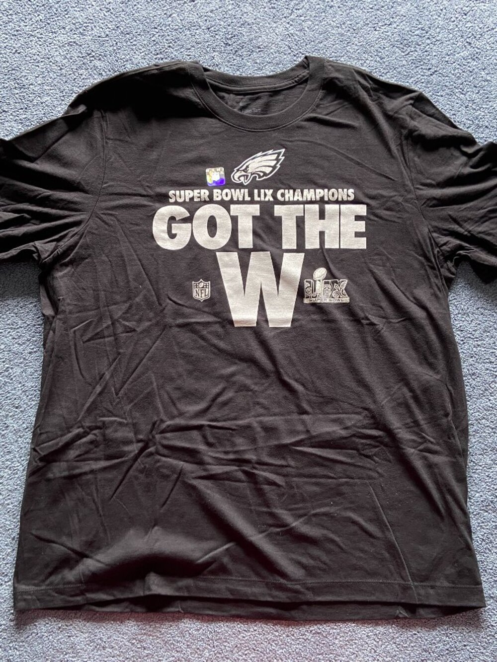 Nike Men's Philadelphia Eagles Super Bowl LIX Champions Parade T-Shirt XL NWT